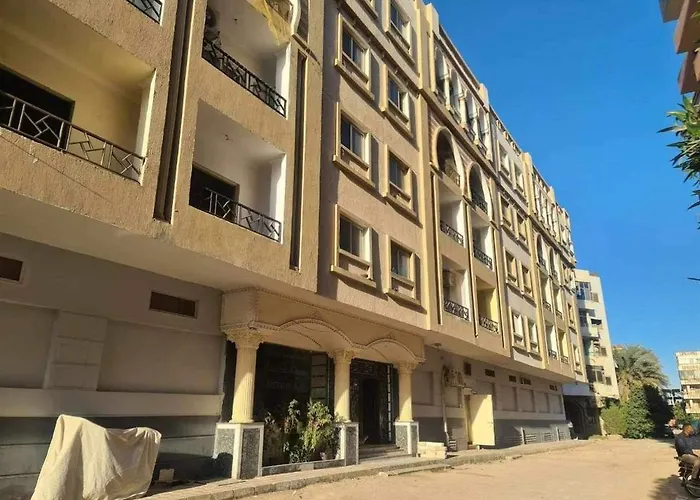 Sheraton Oasis 305 Apartman Gurdaka